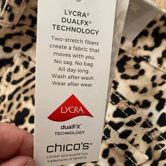 🆕Chico’s Leopard Girlfriend Ankle Jeans 4R🆕 - Picture 13 of 14